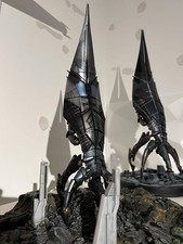 Mass Effect Reaper 14 Statue