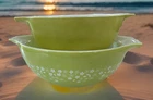 Vintage Pyrex Spring Blossom Crazy Daisy Mixing Bowl Set #442 & # 443