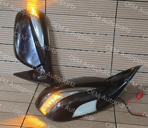 2009-2011 Lexus GS350 GS460 GS450H Side mirror Pair with Led light Oem used