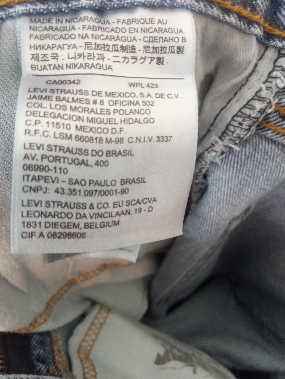 Levi's 505 Regular Fit Straight Leg Jeans, Men's 33x32, Blue Denim Light Wash image 9