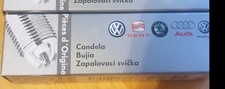 New Genuine VW / AUDI A6 A4 Passat / SKODA SPARK PLUGS 101000033AG X1