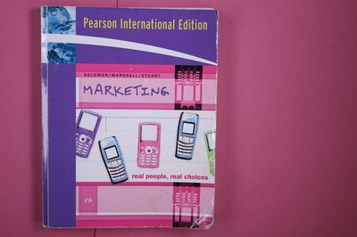 220755 MARKETING Real People, Real Choices
