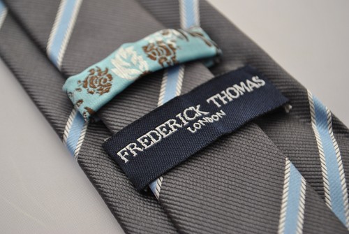 Frederick Thomas Designer Herren Krawatte - Silbergrau Und Hellblau - Repp - Bild 2 von 4