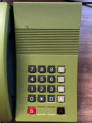 Kirk Comet DK80 Digitel 2000 Danish Design Green 1980s Desk