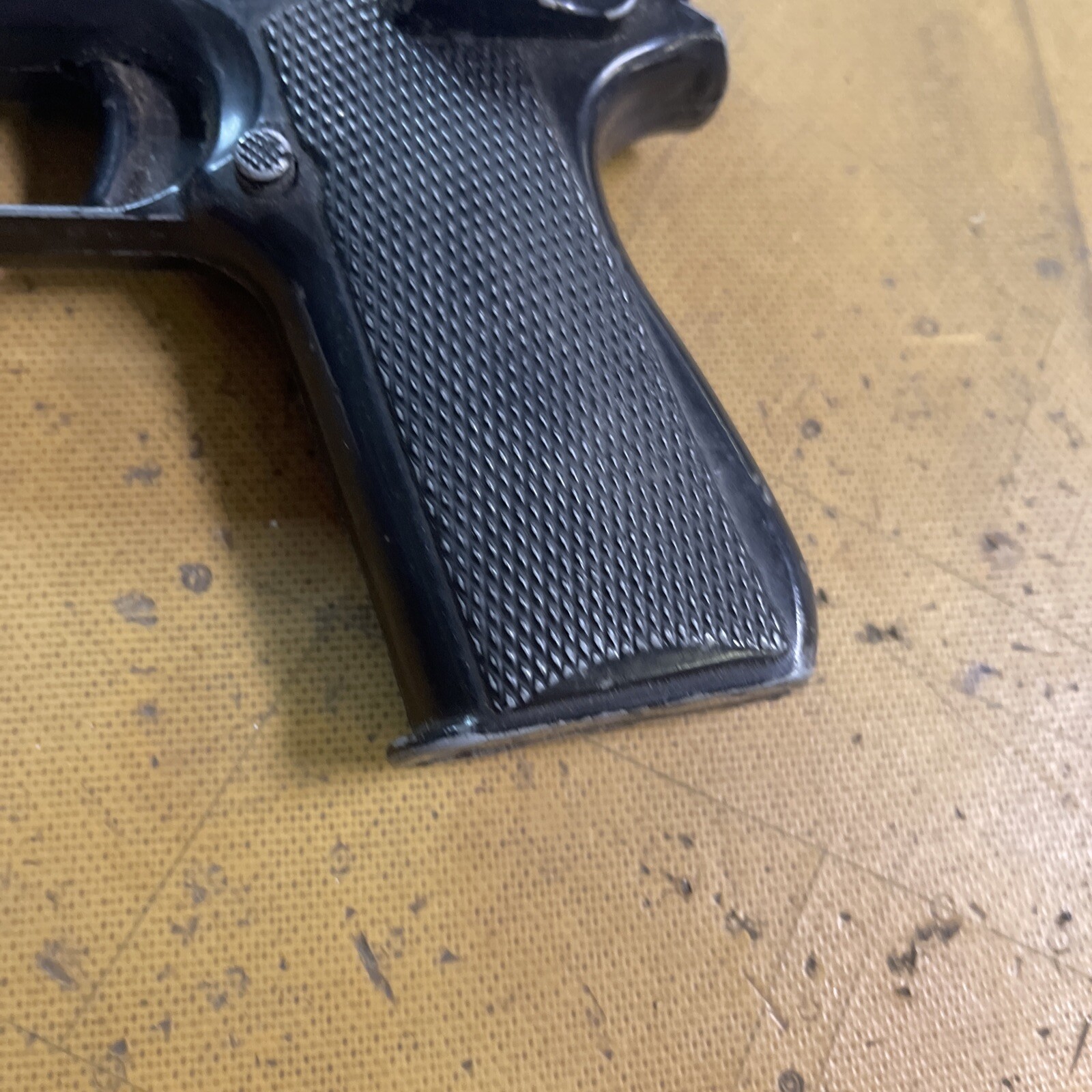 VTG. MARKSMAN PISTOL REPEATER .177 CAL BB PELLET AIR GUN 1911