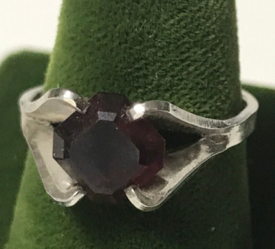 Vintage UNCAS Garnet Stamped 18k HGE Ring Size 6 January Birth Stone