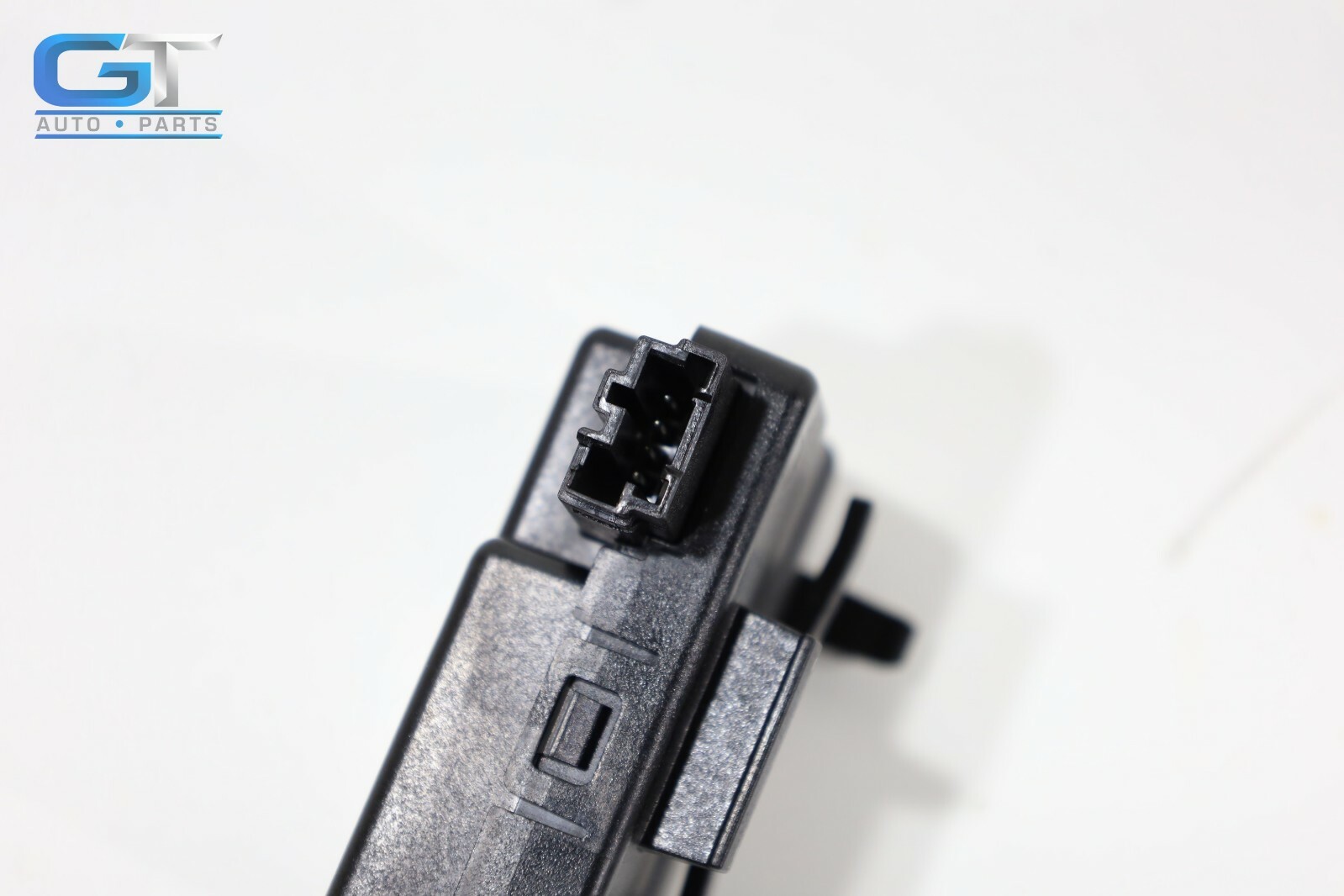 CHEVROLET EQUINOX KEYLESS ENTRY REMOTE RECEIVER CONTROL MODULE OEM 2018