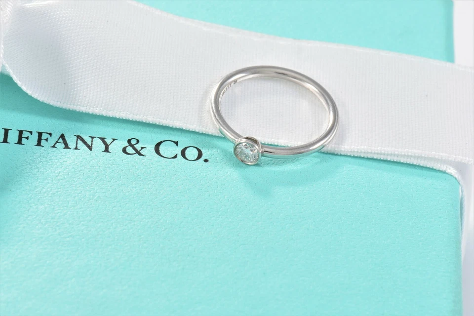 Tiffany & Co Platinum Diamond Bezet Band Ring Size 5 Boxed Solitaire Bezel Set - Изображение 4 из 4