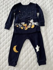 baby gap halloween pajamas. 18-24m