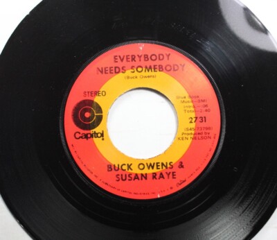 Country 45 Buck Owens & Susan Raye - Everybody Needs Somebody / We'Re Gonna Get
