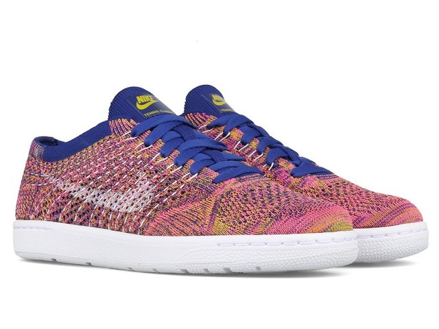 nike tennis flyknit