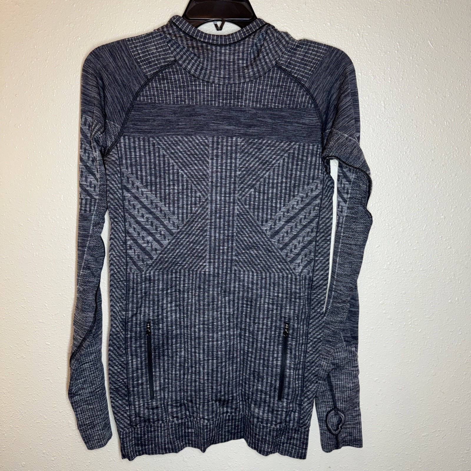 Lululemon Restless Black/Gray Pullover Hoodie Shi… - image 1