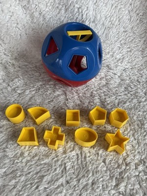 Tupperware Shape-O-Ball Toy Shape Sorter 9 Yellow Shapes Red & Blue