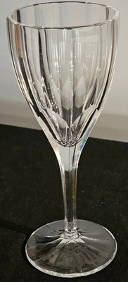 Nachtmann Aspen Grand White Lead Free Crystal Wine 8'' Very Good