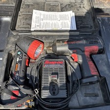 Snap On Ct3850 Charger Battery And Flash Light