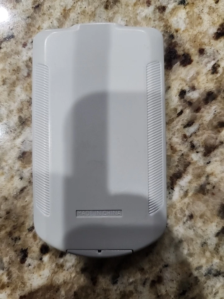 Genuine Original JVC RM-V718U Camcorder Remote Control for GRD200EK - Image 2 of 2