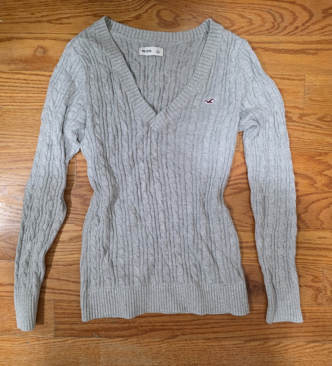 トップス vintage Hollister Vneck knit top S Hollister Cable-Knit Icon V-Neck SweaterLIGHT HEATHER GREY, M | eBay