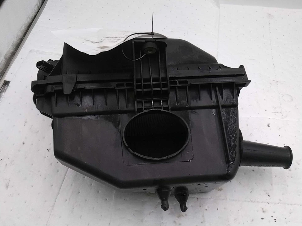 Conjunto de filtro de aire usado se adapta a: Mazda CX-9 2012 grado A Foto 4 de 4