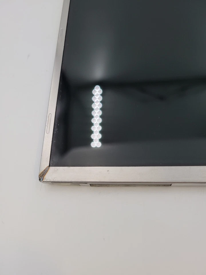 Toshiba Satellite A660-ST 3N01X Satellite LCD 16" 1366x768 UHD Foto 2 de 4