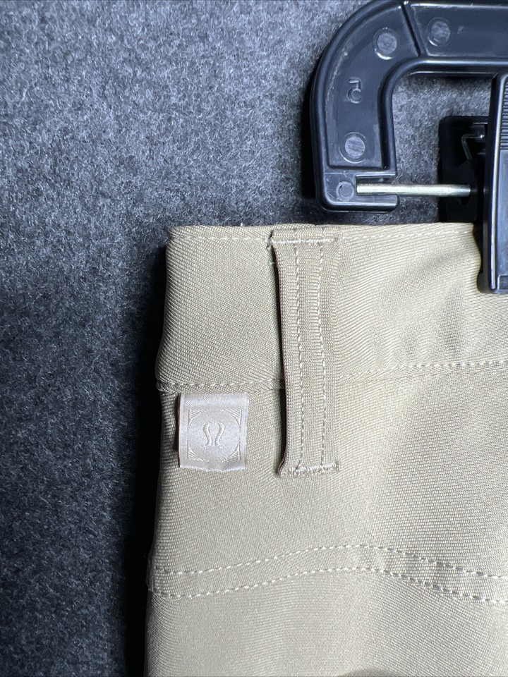 Lululemon Men’s Size 32” X 25.5” SHORT ABC Classic Fit Pant Warpstreme