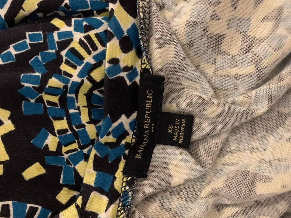 Banana Republic Factory Womens Cap Sleeve Blouse XS V Neck Front And Back - Image 3 of 4