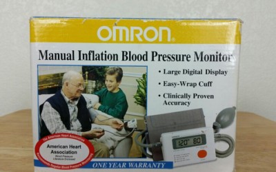 OMRON Manual Inflation Digital Display Blood Pressure Monitor HEM 412C