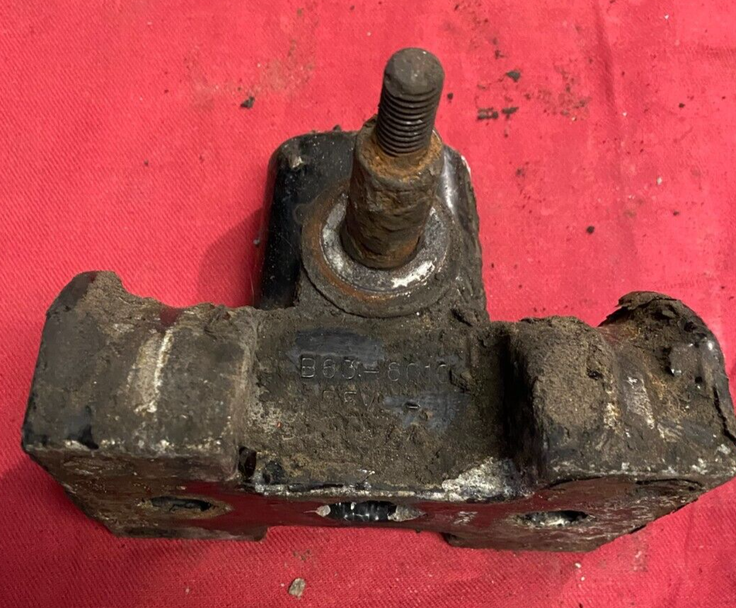 Peterbilt B63-6010 Saddle Front Suspension SADDLE, | eBay