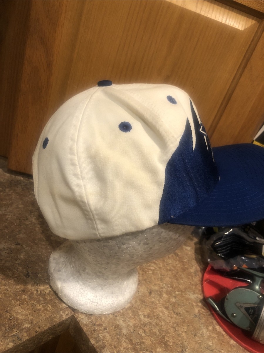 Dallas Cowboys Vintage 90's Logo 7 Shark Tooth OSFM Snapback