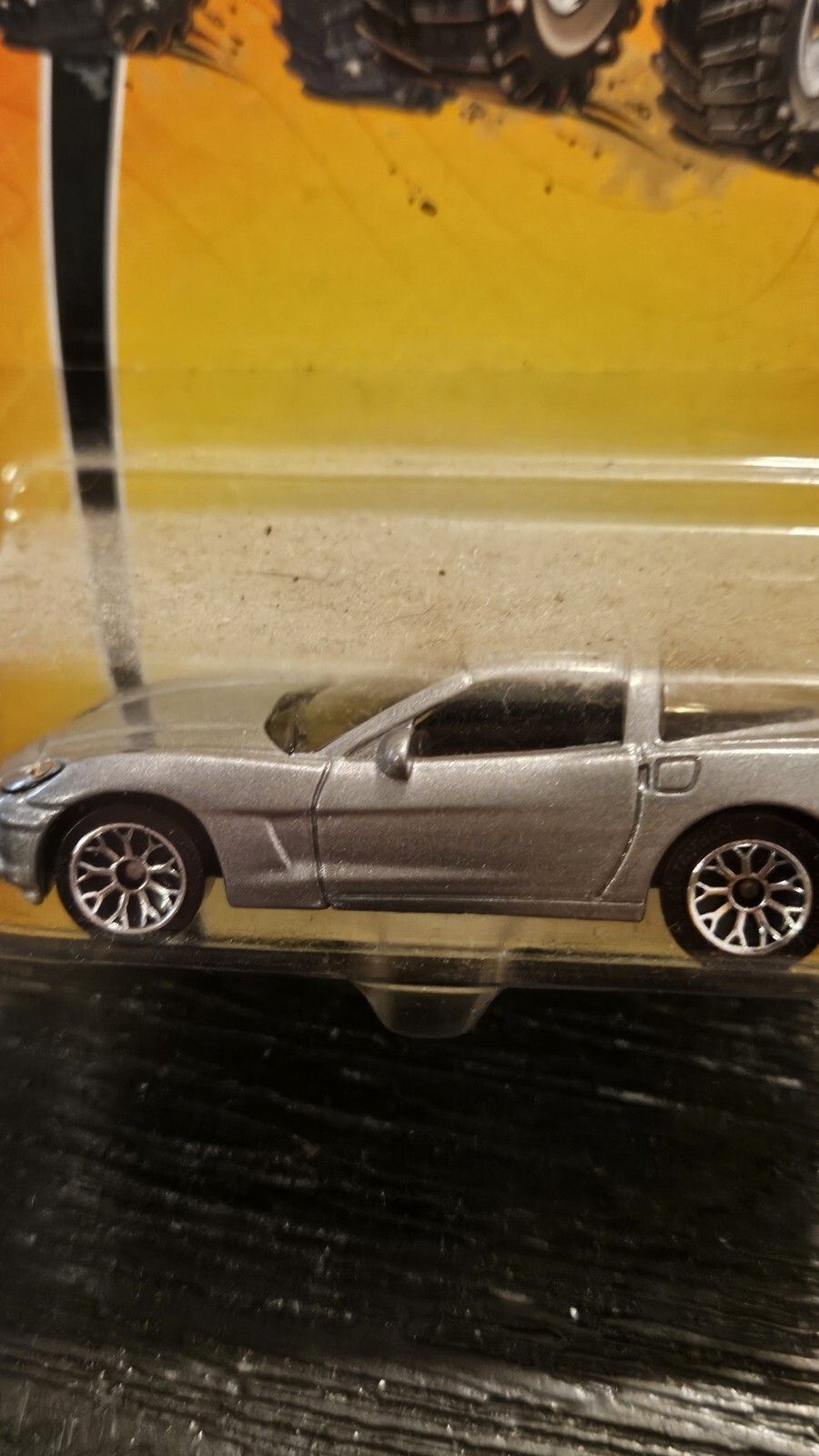 Picture 2 of 4