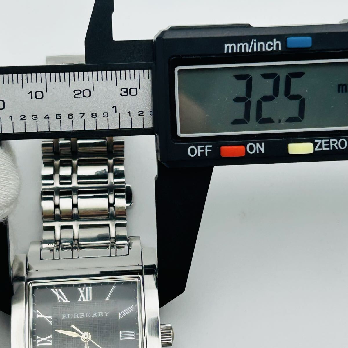 Burberry Men's Watch Black Rectangular BU1555 New… - image 6