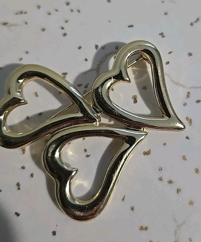 Gold Heart Brooch Pin - Picture 3 of 6
