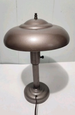 Vintage 1950s Mid Century Modern Atomic Metal Saucer Desk Table Lamp Deco UFO 