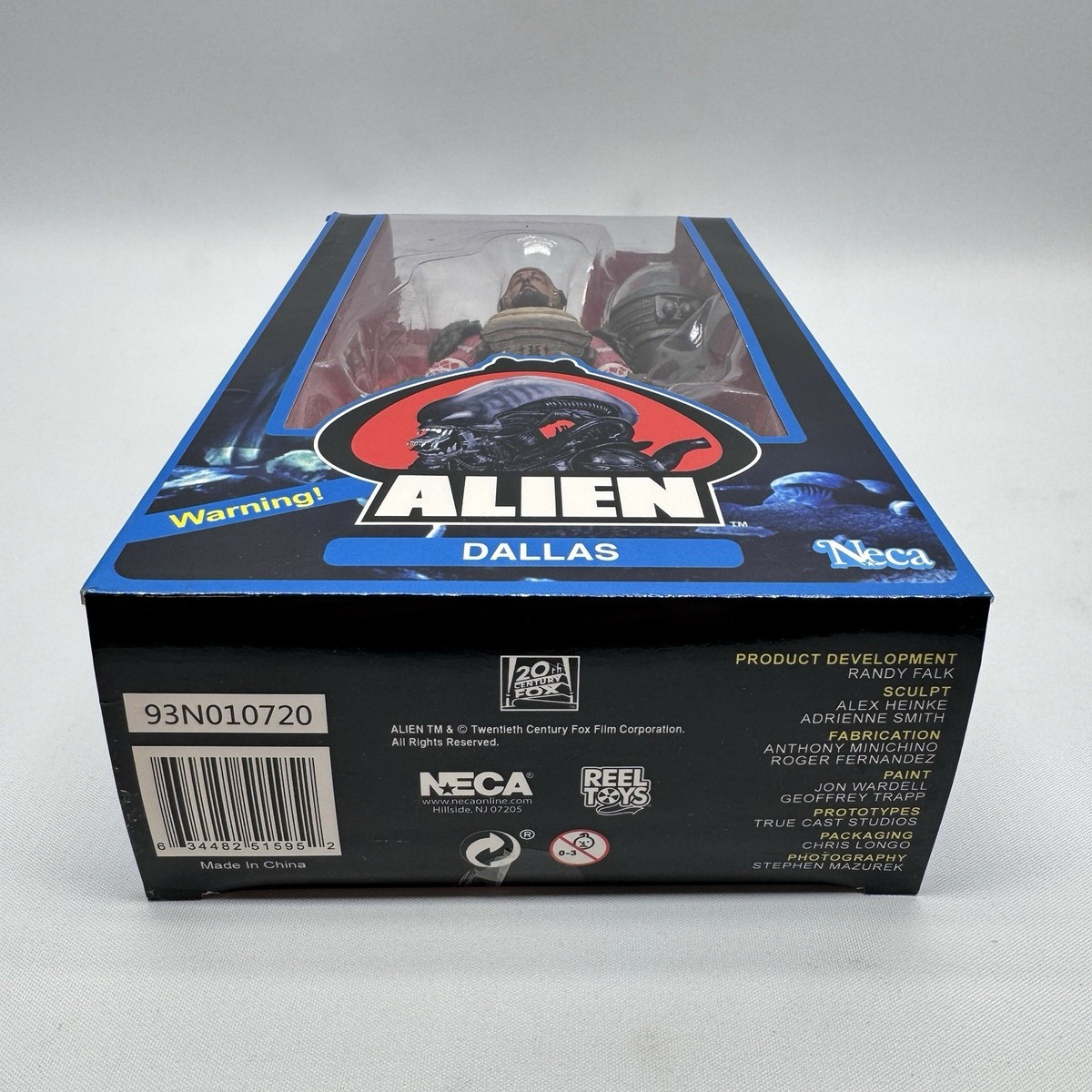 NECA Aliens Dallas Action Figure In Compression Suit Limited