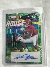 Treylon Burks 2022 Leaf Valiant - Take It to the House Crystal Green 11/30 Auto