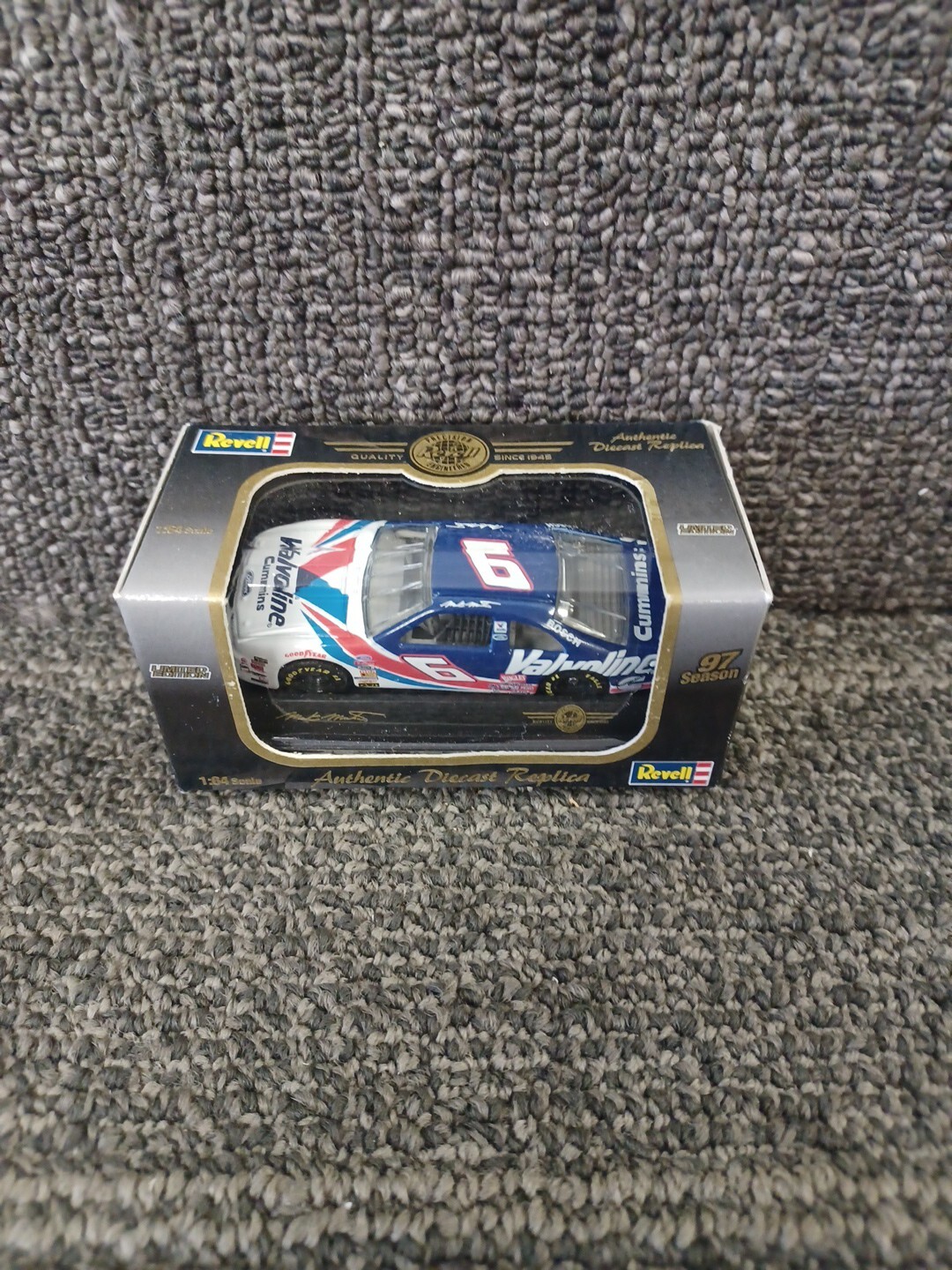 Picture 1 of 1