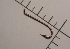 100 MUSTAD #11 RUSTPROOF Fly Tying Sproat Hooks Reversed Wide Long Shank 3913A