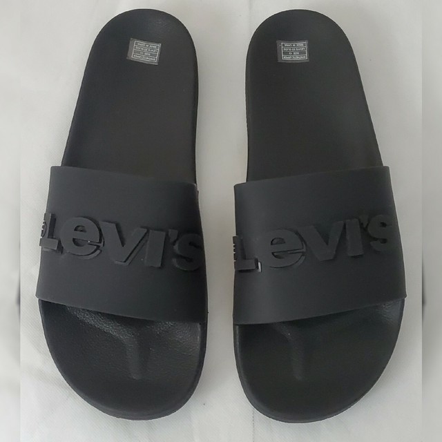 levi's slide sandals