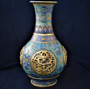 19 TH CENTURY ANTIQUE CHINESE BRONZE CLOISONNE DRAGON VASE QIANLONG MARK 23"