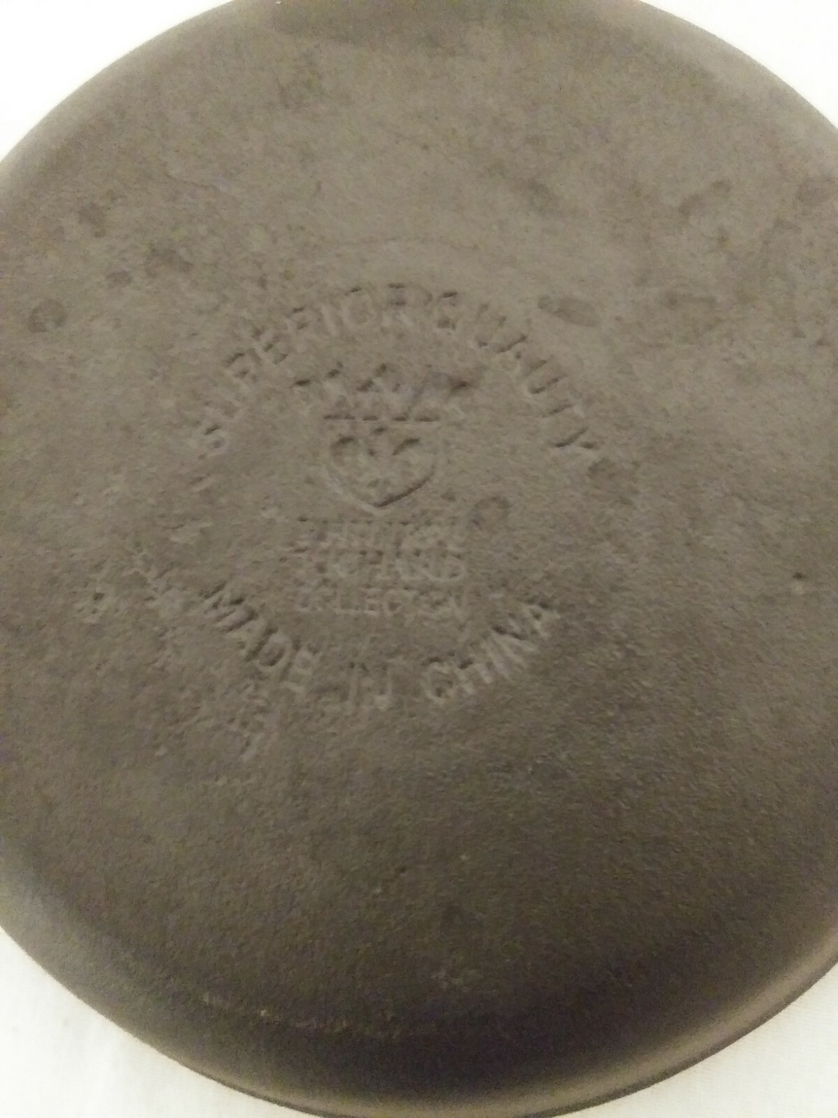 BLACK CAST IRON LOT 3 SKILLETS, 1 LODGE 101/2" & 2 PHILIPPE RICHARD 8