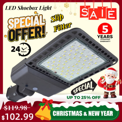 Dusk to Dawn Photocell 200W Outdoor Commercial Area Lighting 28000lm 5500K IP65