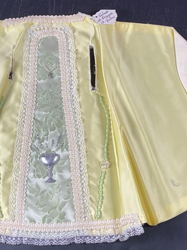 INFANT of PRAGUE JESUS Handmade Vestments Catholic Church Yellow chalice Vtg - Picture 11 of 23
