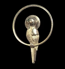 Vintage Avon Pretty Polly Sitting Parrot Gold Tone Brooch