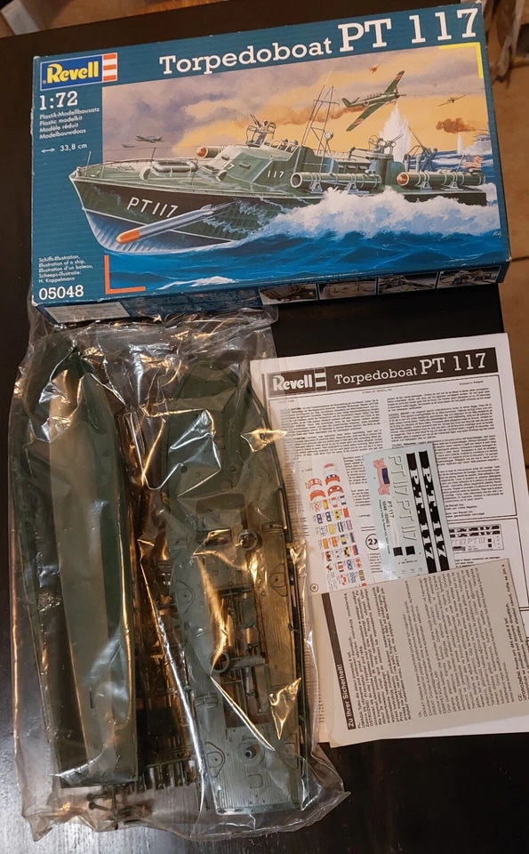 REVELL 05048 Torpedoboat PT 117 - kit 1/72 NUOVO PARTI SIGILLATE (motonave) - Immagine 2 di 4