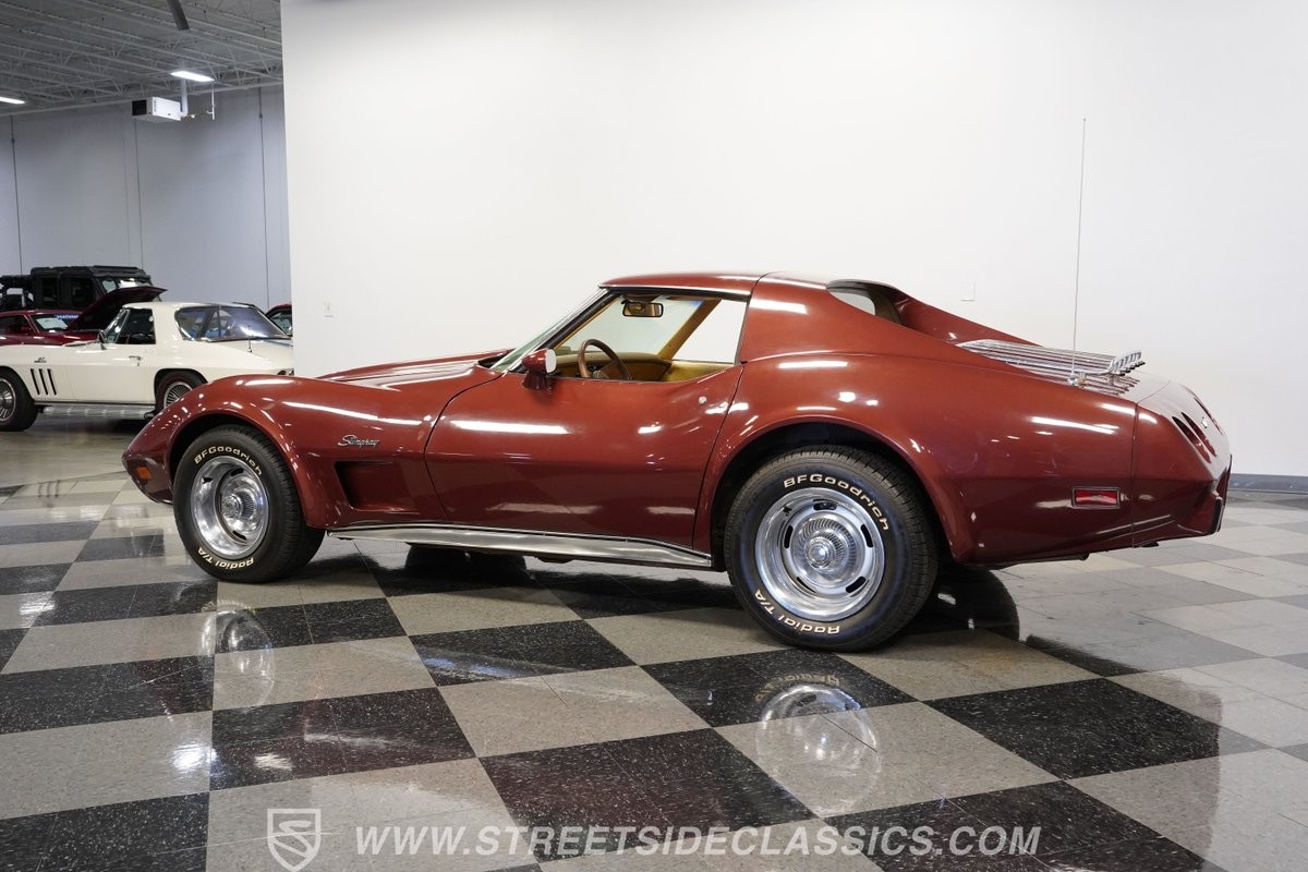 1976 Mahogany Metallic Chevrolet Corvette   | C3 Corvette Photo 10