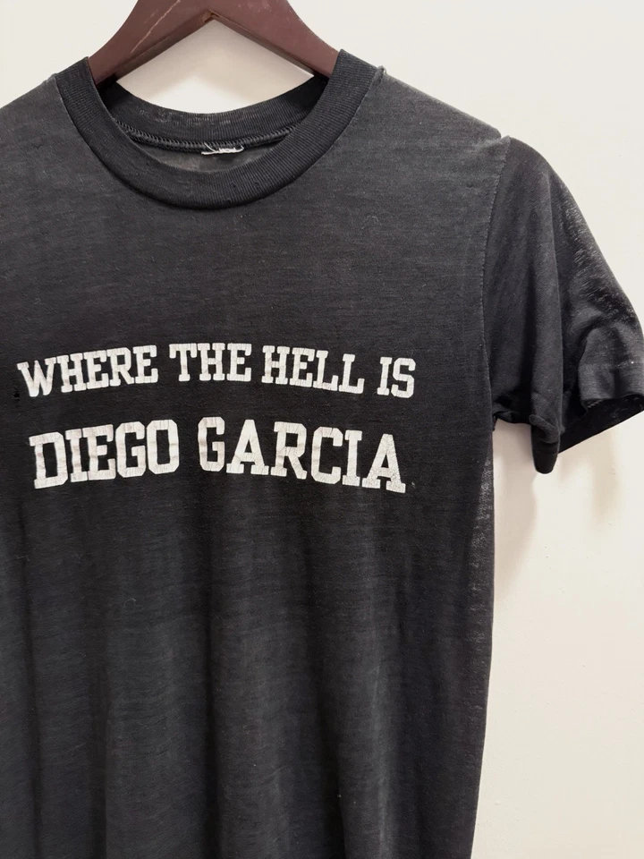 VTG Paper Thin Military Base T-shirt S Black Single Stitch Diego Garcia Thrashed - Image 4 of 4