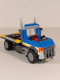 LEGO Creator: Fairground Mixer (10244) 11 Minifigures + Attractions & Vehicles 