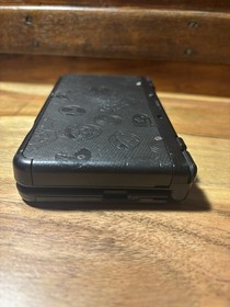 Nintendo 3DS Mario Edition Black Friday Edition US Model W Charger And Case