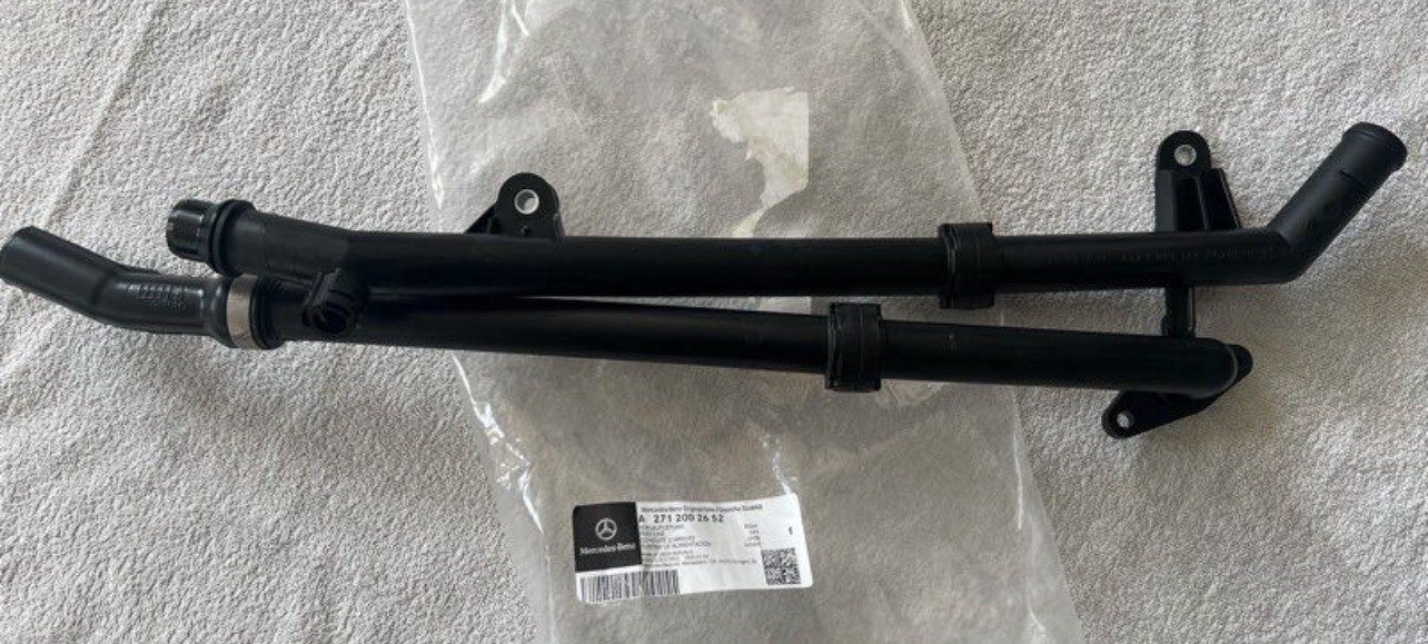 Tuyau de conduite d'eau A2712002652 pour pompe à eau Mercedes à débit optimisé