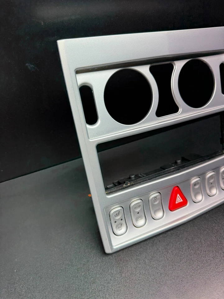 Chrysler Crossfire 2004-2008 tablero radio clima moldura bisel con interruptores OEM Foto 2 de 4