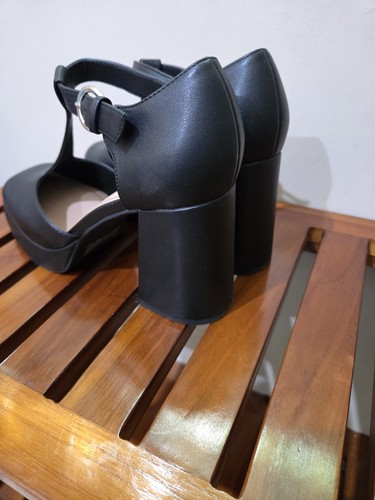 Pop Women's Black T-Strap Platform Heels with Ankle Buckle Size 7.5 NEW - Picture 3 of 12